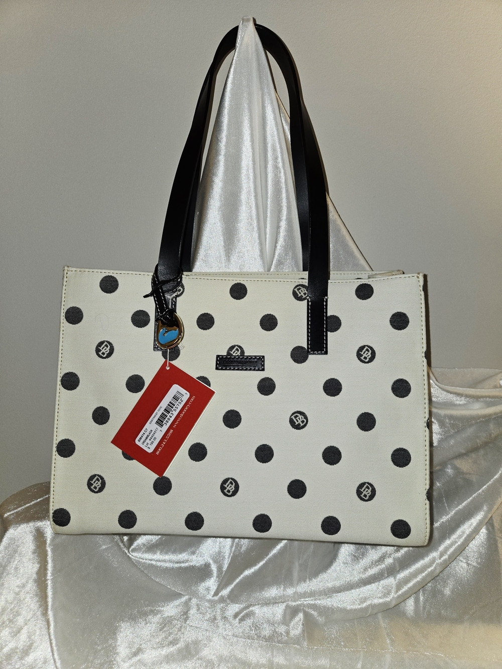 Dooney & Bourke Signature Shopper with Black Handles NEW WITH TAGS